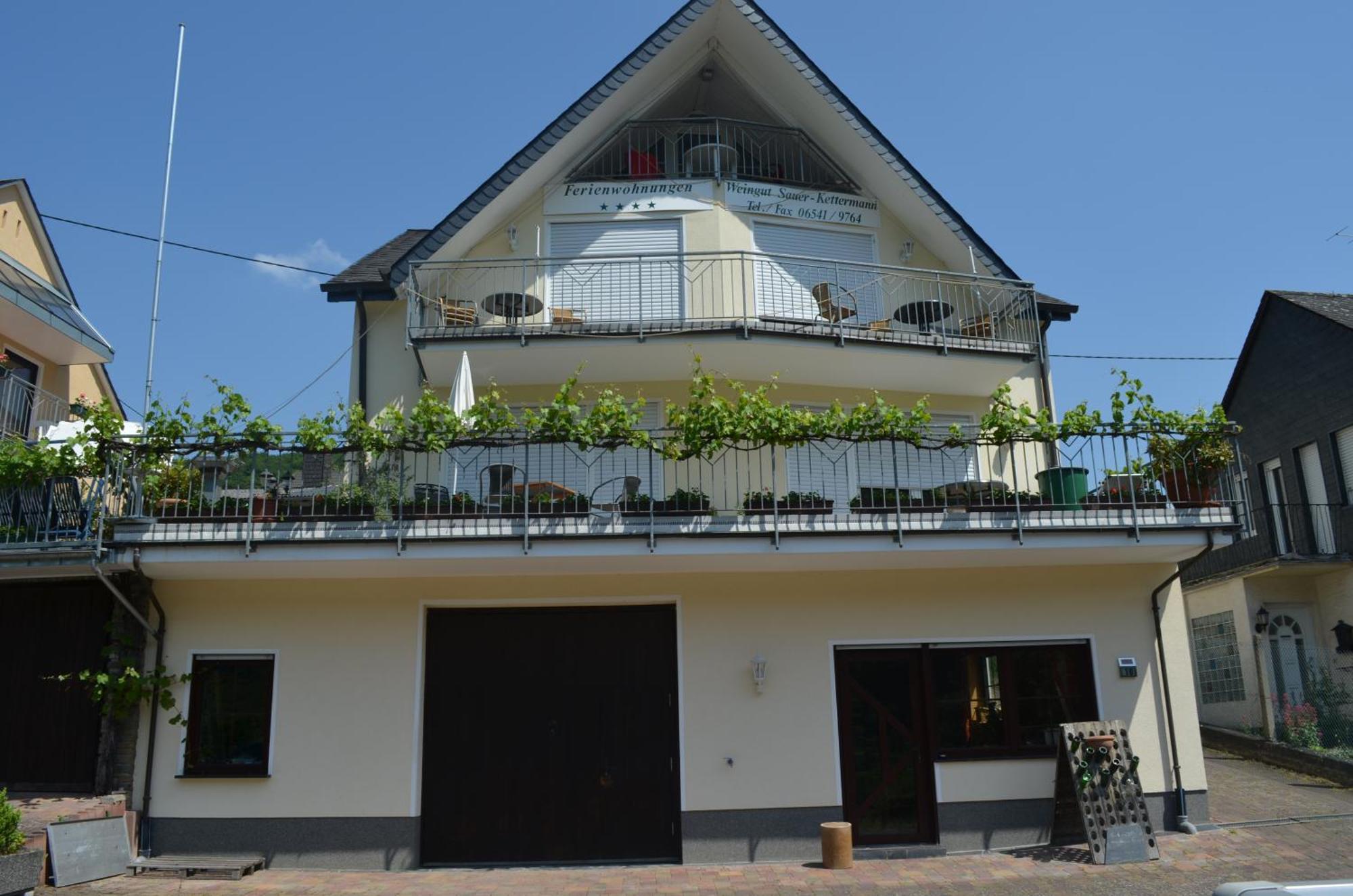 Weingut Sauer-Kettermann Villa Enkirch Buitenkant foto