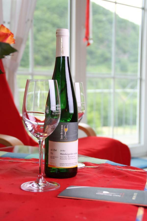 Weingut Sauer-Kettermann Villa Enkirch Buitenkant foto