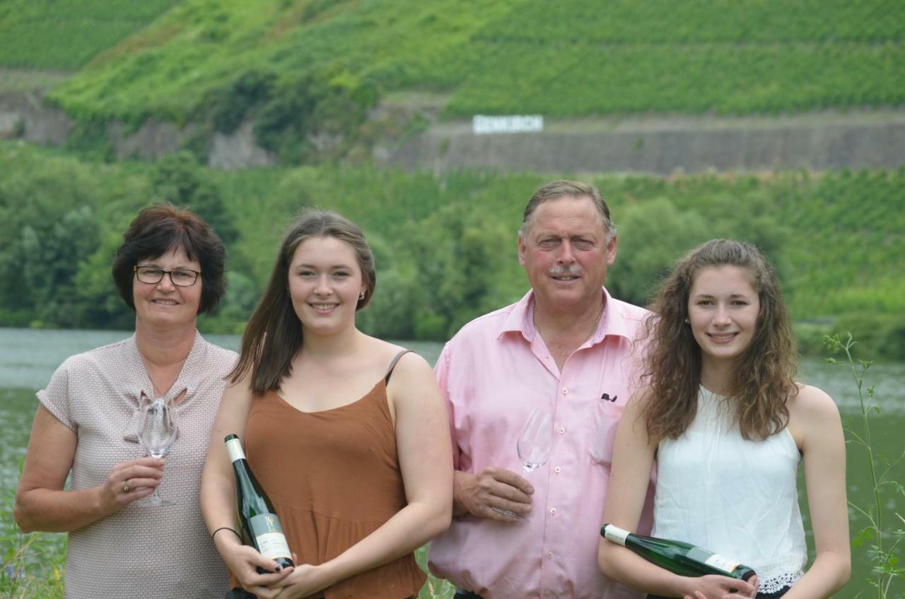 Weingut Sauer-Kettermann Villa Enkirch Buitenkant foto