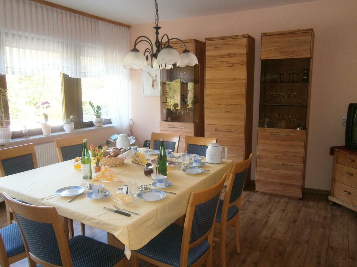 Weingut Sauer-Kettermann Villa Enkirch Buitenkant foto
