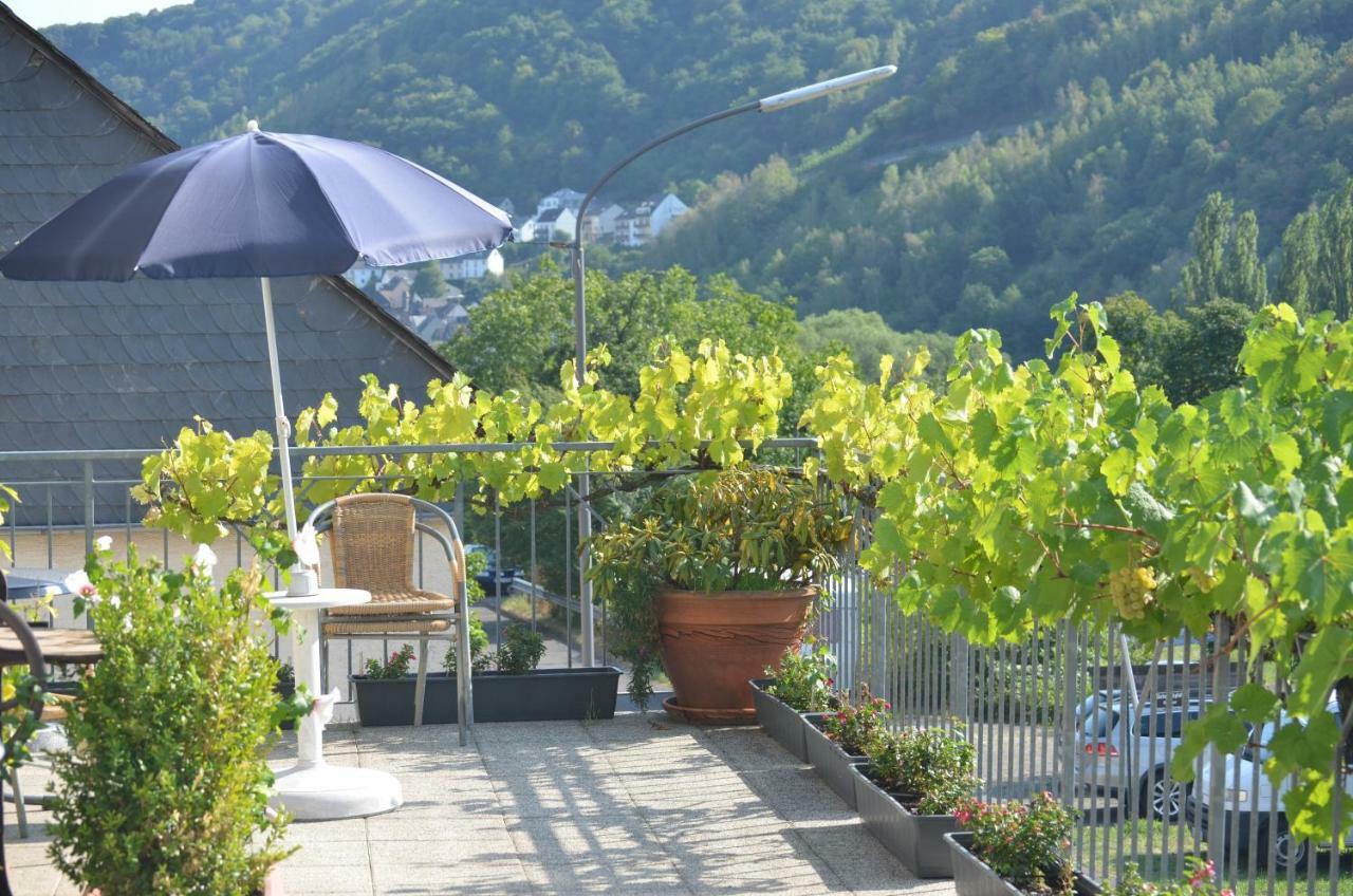 Weingut Sauer-Kettermann Villa Enkirch Buitenkant foto