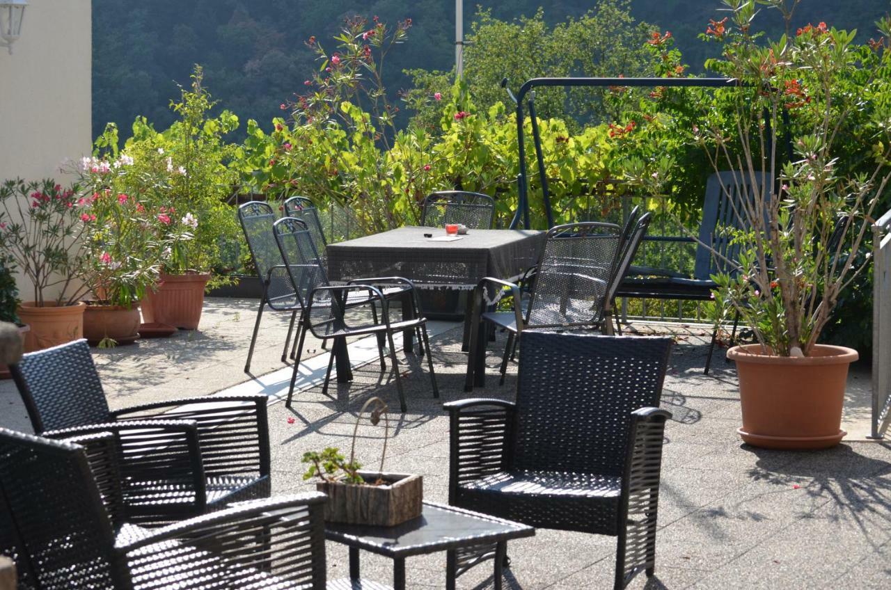 Weingut Sauer-Kettermann Villa Enkirch Buitenkant foto