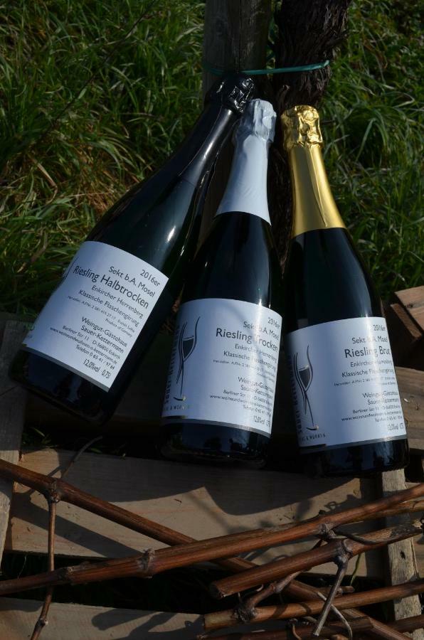 Weingut Sauer-Kettermann Villa Enkirch Buitenkant foto